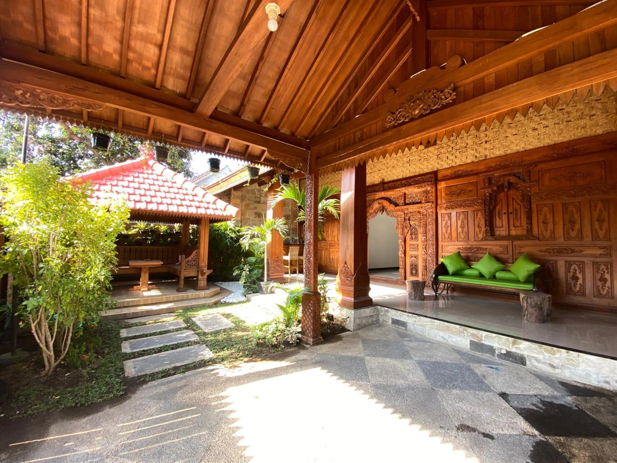 Revive By Snooze Hostel บันยูวังงี ภายนอก รูปภาพ
